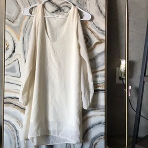 White cut out sleeve dress